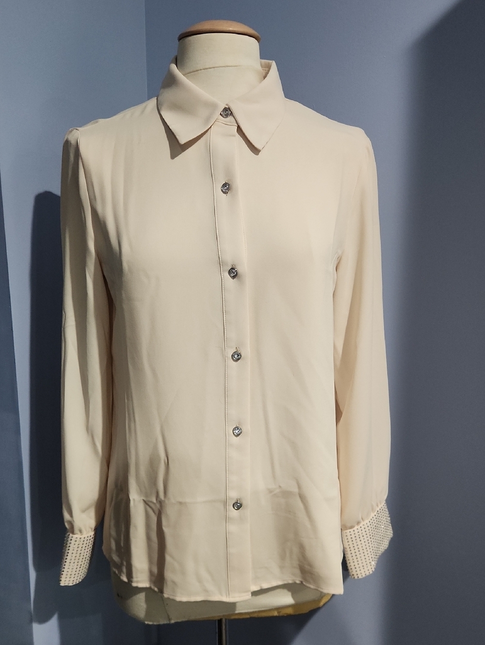 Bar III rhinestone embellished cream blouse Size Medium